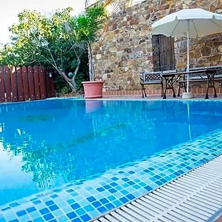 Il Castello 3* Пьяцца-Армерина